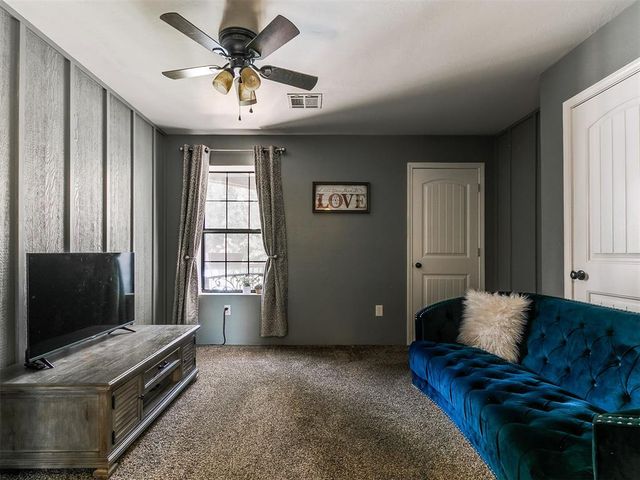 4500 Valley View Lane, Edmond, OK 73034