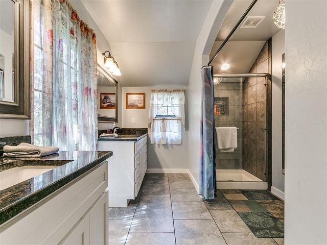 4500 Valley View Lane, Edmond, OK 73034