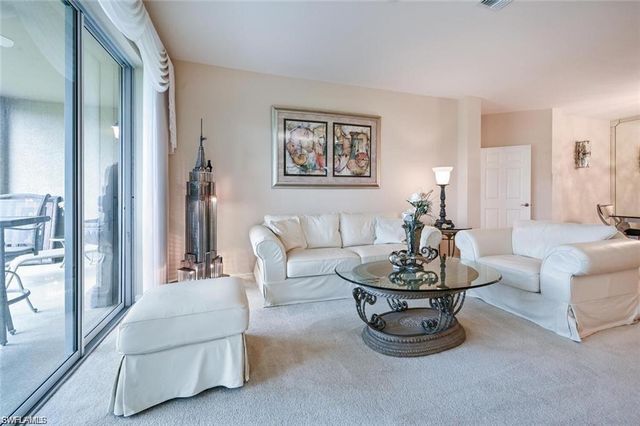 6065 Pinnacle LN 1001, Naples, FL 34110
