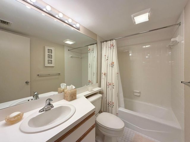 337 Oak Harbour Drive, Juno Beach, FL 33408