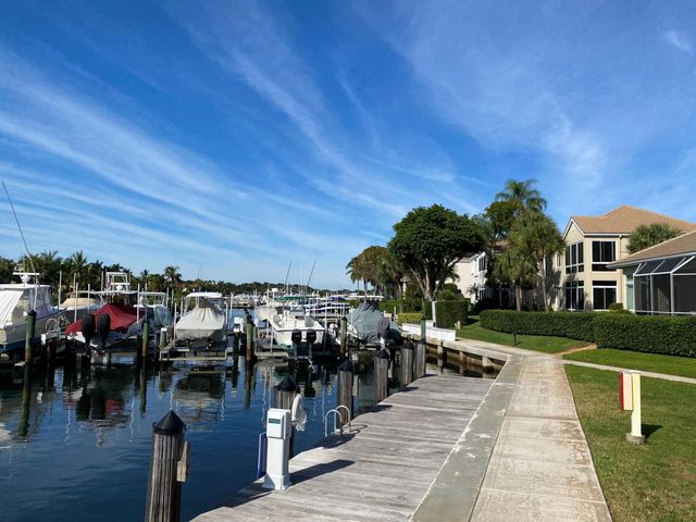 337 Oak Harbour Drive, Juno Beach, FL 33408