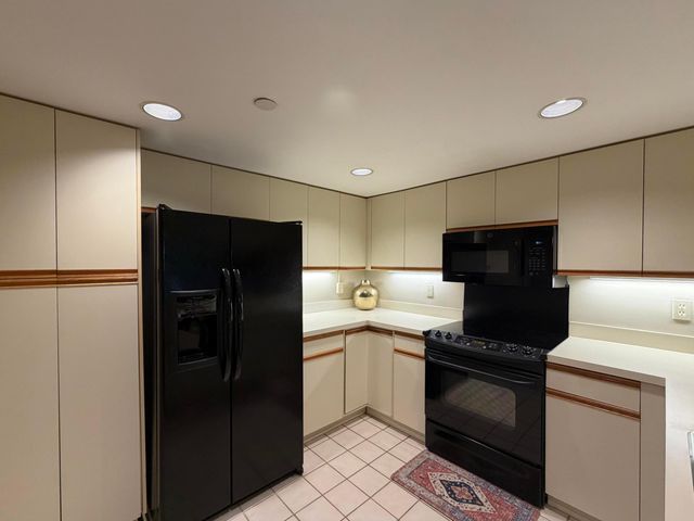 337 Oak Harbour Drive, Juno Beach, FL 33408