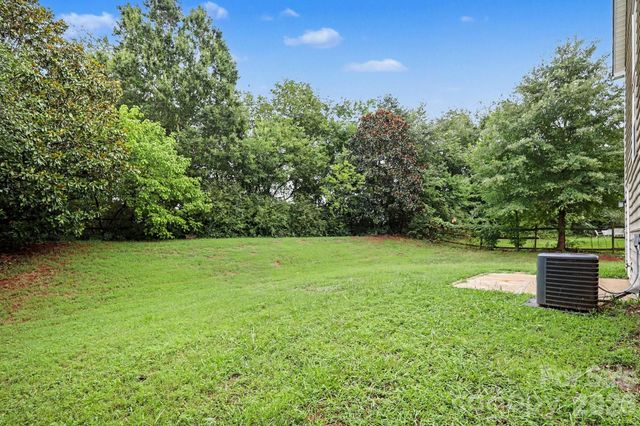 16034 Farmall Drive, Huntersville, NC 28078