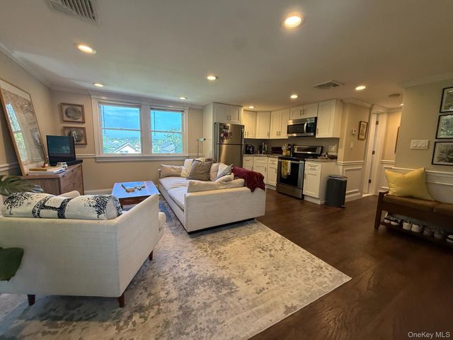 101 Elm Street, Huntington, NY 11743