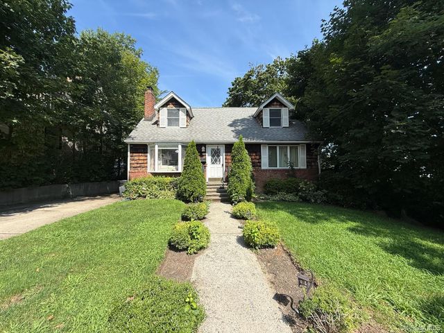 101 Elm Street, Huntington, NY 11743