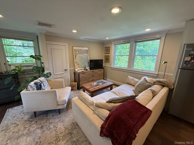 101 Elm Street, Huntington, NY 11743