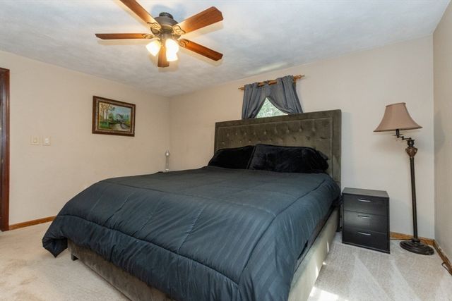 12 Ridgeway Ave, Billerica, MA 01821