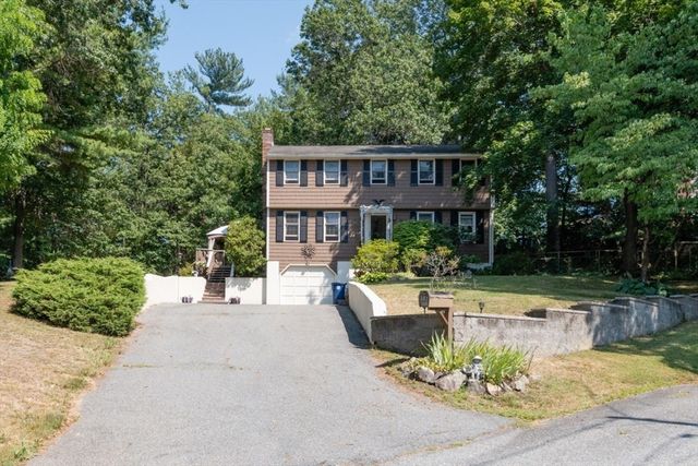 12 Ridgeway Ave, Billerica, MA 01821