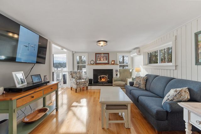 9 Casey Road, East Kingston, NH 03827