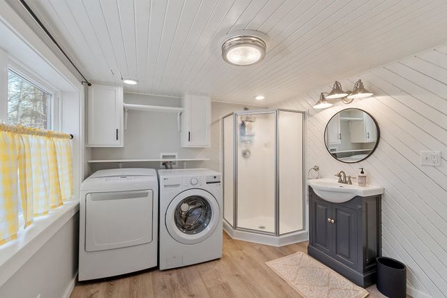 9 Casey Road, East Kingston, NH 03827