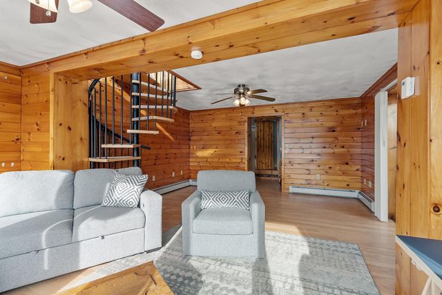 9 Casey Road, East Kingston, NH 03827