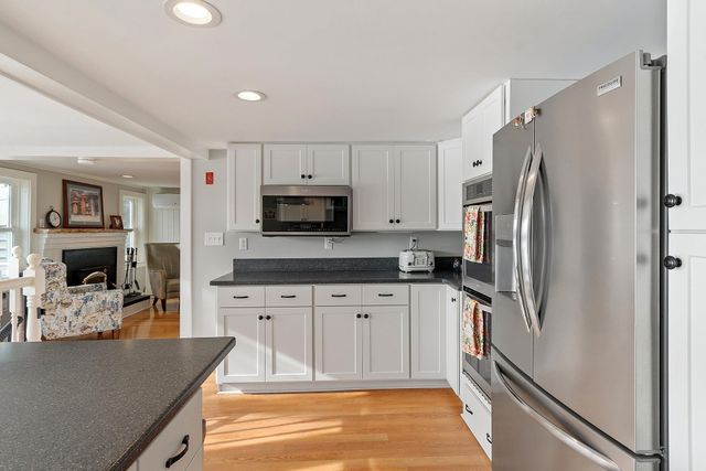 9 Casey Road, East Kingston, NH 03827