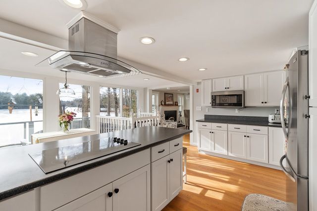 9 Casey Road, East Kingston, NH 03827