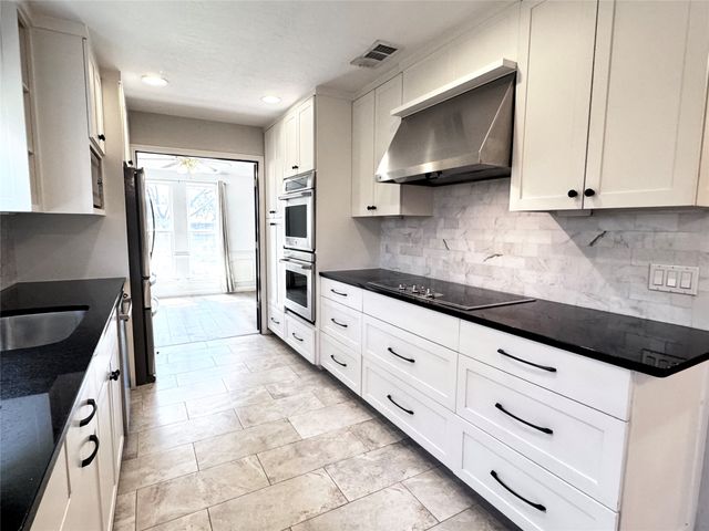 3801 Grifbrick Drive, Plano, TX 75075