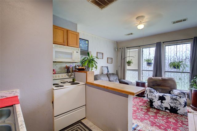 1118 Clinton Street, Garland, TX 75040
