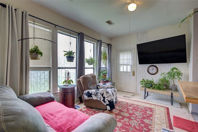 1118 Clinton Street, Garland, TX 75040