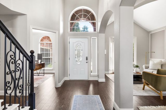 7709 Stonehaven Lane, Rowlett, TX 75089