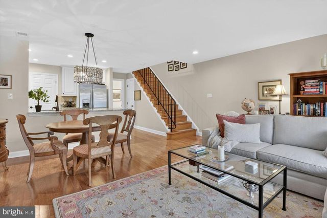 2121D N MONROE ST, Arlington, VA 22207