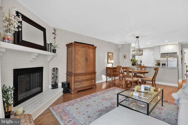 2121D N MONROE ST, Arlington, VA 22207