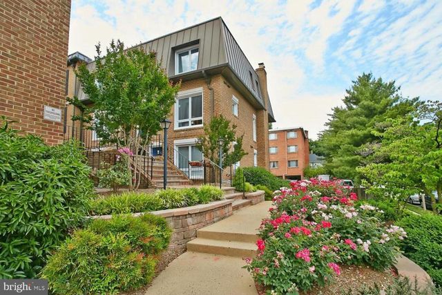 2121D N MONROE ST, Arlington, VA 22207