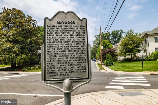 2121D N MONROE ST, Arlington, VA 22207