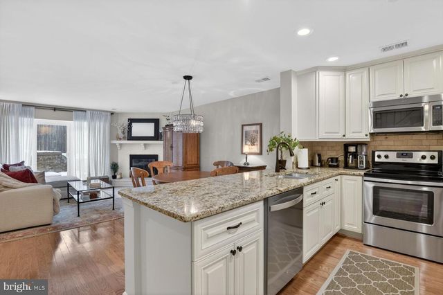 2121D N MONROE ST, Arlington, VA 22207