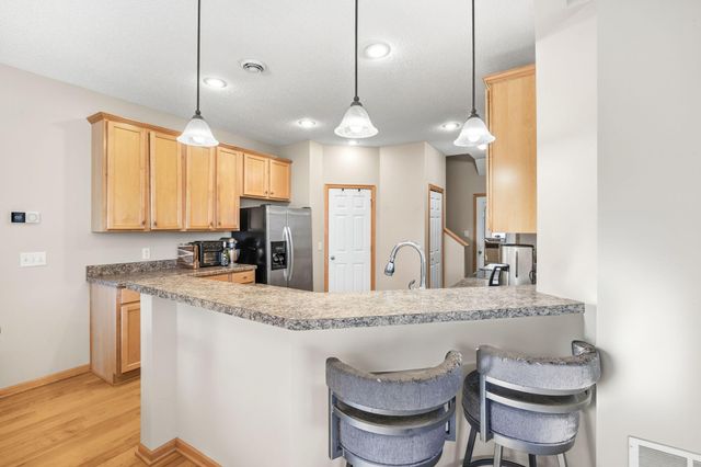 3425 Hazel Trail D, Woodbury, MN 55129