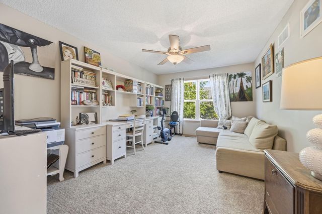 3425 Hazel Trail D, Woodbury, MN 55129