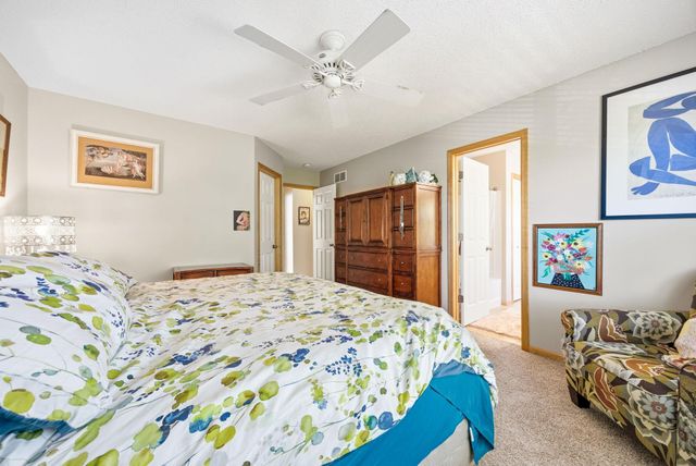 3425 Hazel Trail D, Woodbury, MN 55129