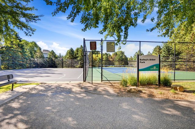 3425 Hazel Trail D, Woodbury, MN 55129