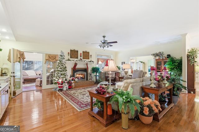 265 Deerhill Drive, Bogart, GA 30622