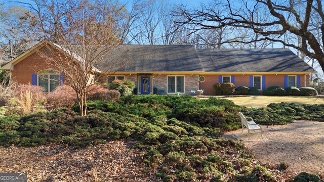265 Deerhill Drive, Bogart, GA 30622