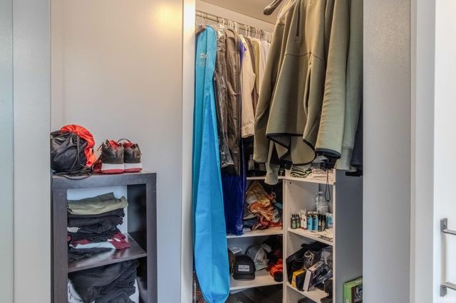 9285 E Sleepy Hollow Parkway, Cromwell, IN 46732