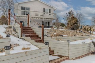 9285 E Sleepy Hollow Parkway, Cromwell, IN 46732