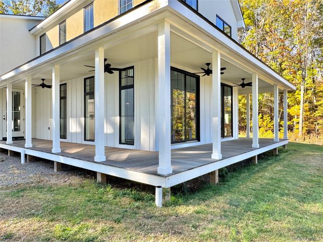 720 Sunny Hill Road, Greenville, NY 12083