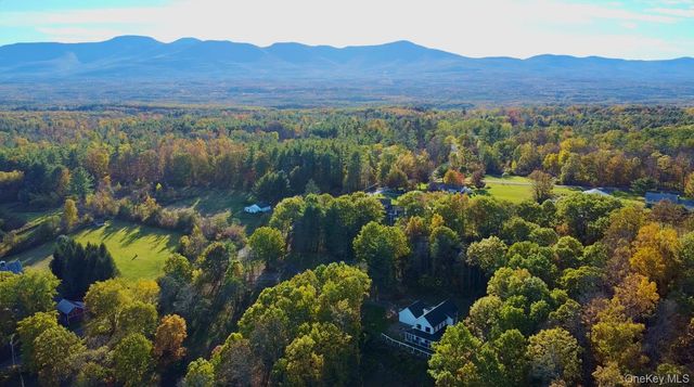 720 Sunny Hill Road, Greenville, NY 12083