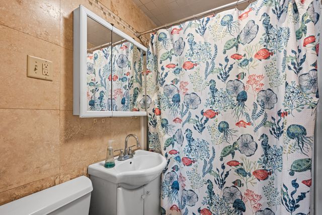 969 Berkley Street, Carpentersville, IL 60110