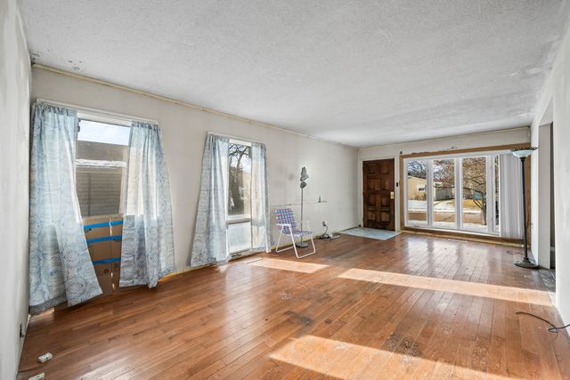 969 Berkley Street, Carpentersville, IL 60110