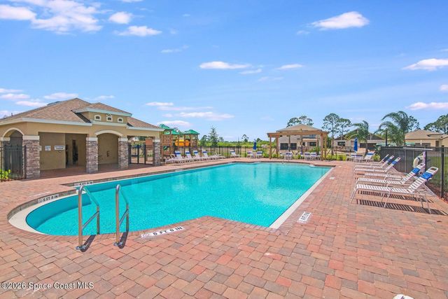 514 Old Country E, Palm Bay, FL 32909