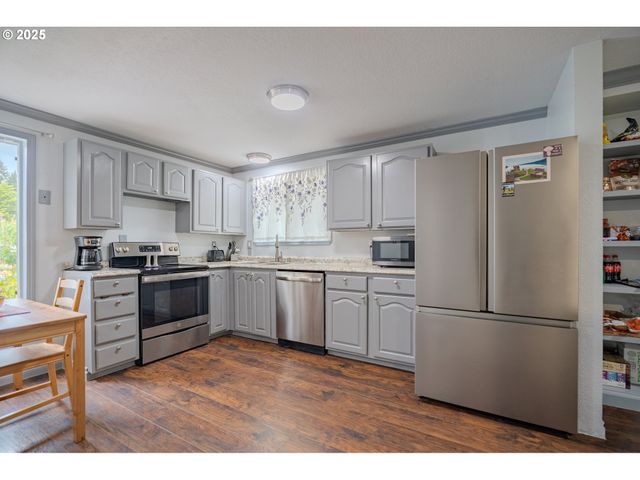 14409 Ne 91ST St, Vancouver, WA 98682