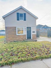 128 Henry Ruff Road, Garden City, MI 48135