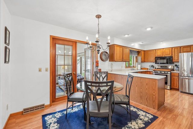 720 E Holly Road, Beloit, WI 53511