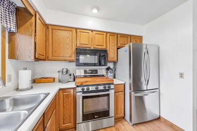 720 E Holly Road, Beloit, WI 53511