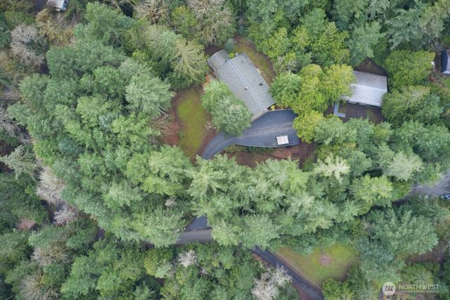 2041 Ptarmigan Lane NW, Poulsbo, WA 98370