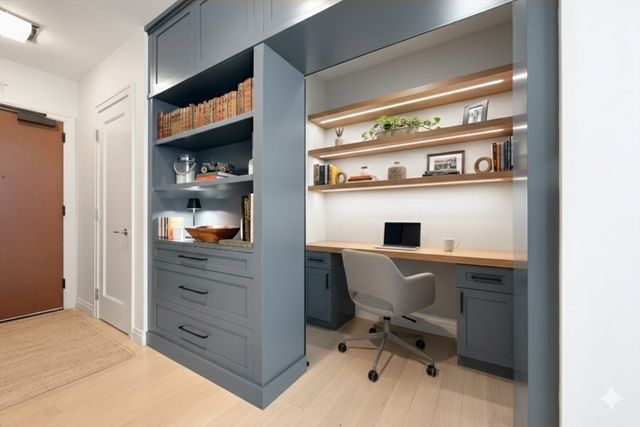 135 Seaport Blvd 1806, Boston, MA 02210