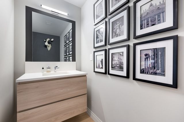 135 Seaport Blvd 1806, Boston, MA 02210