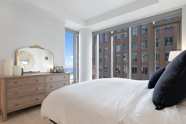 135 Seaport Blvd 1806, Boston, MA 02210
