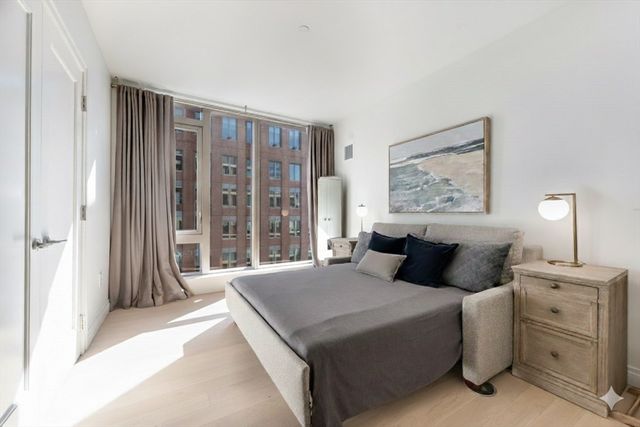 135 Seaport Blvd 1806, Boston, MA 02210