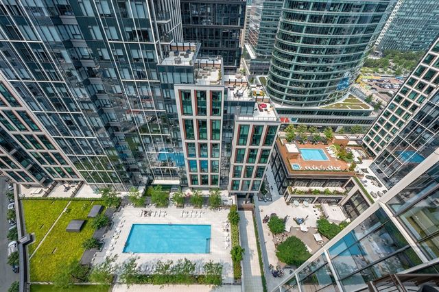 135 Seaport Blvd 1806, Boston, MA 02210