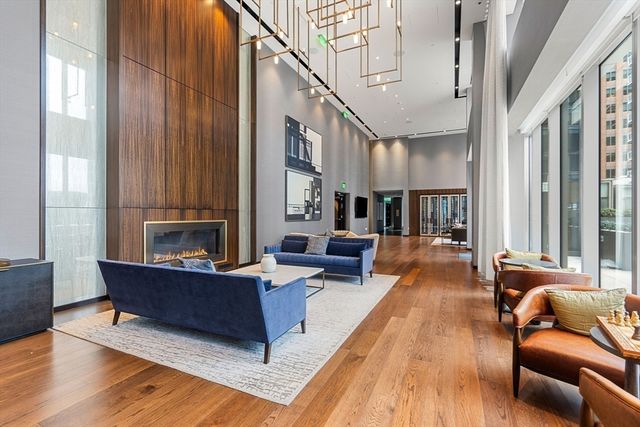 135 Seaport Blvd 1806, Boston, MA 02210
